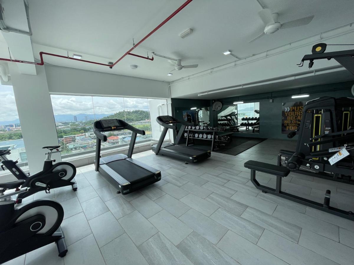 Aru Suites Homestay Wifi,Carpark,24H Check In,Water Filter By R2 Residence Kota Kinabalu Dış mekan fotoğraf