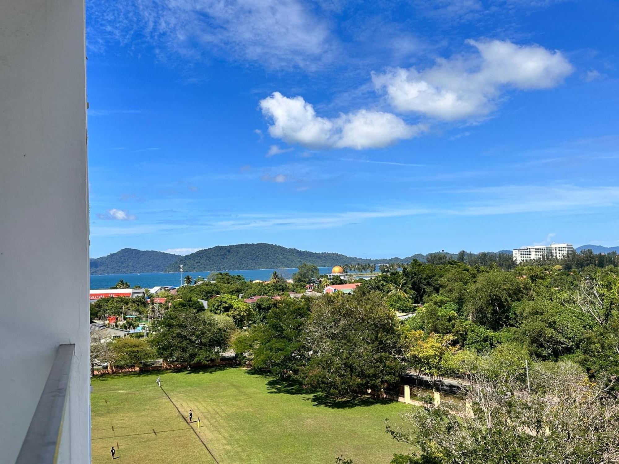 Aru Suites Homestay Wifi,Carpark,24H Check In,Water Filter By R2 Residence Kota Kinabalu Dış mekan fotoğraf
